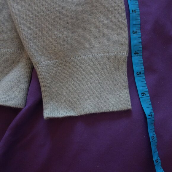 Uniqlo 65% Cotton/35% Polyester Made in Vietnam Size L/G Grey Sweatshirt - Picture 3 of 10